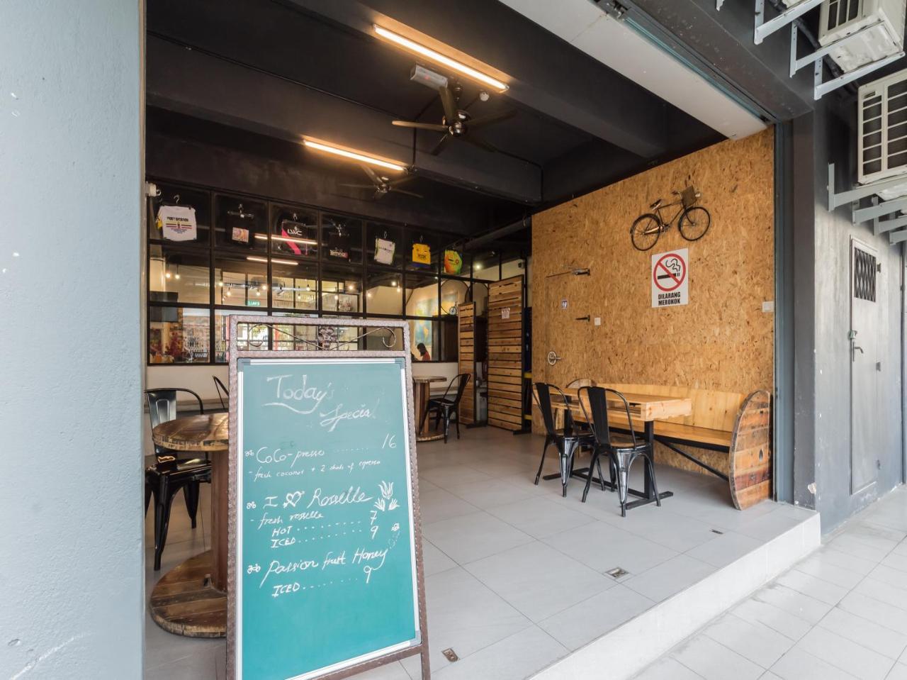 白色阁楼酒店 Malacca 外观 照片